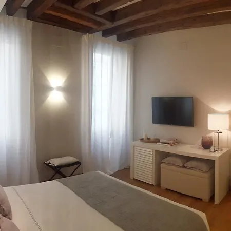 ベッド・アンド・ブレックファスト プリマルーチェ