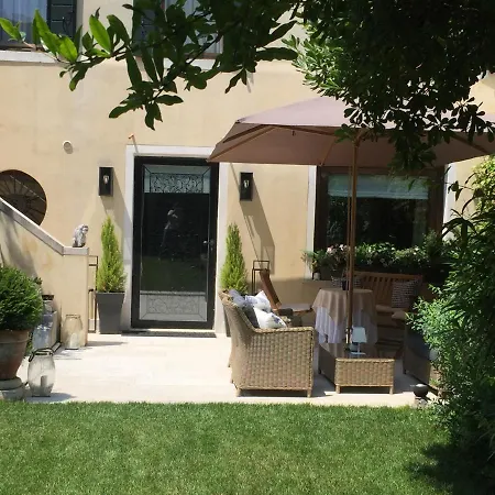 Bed and Breakfast Primaluce
